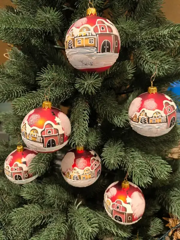 Sada vianočných gúľ ČERVENÝ HRADEC
